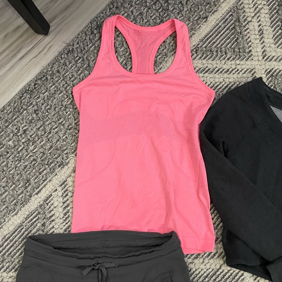 Lululemon size 6 - Picture 5 of 14